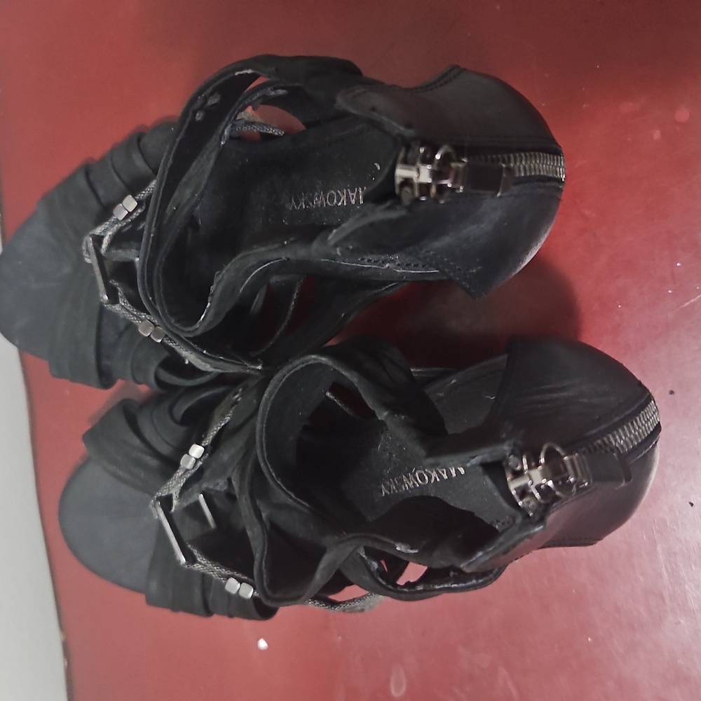Stylish Black Heeled Sandals - Picture 2 of 4